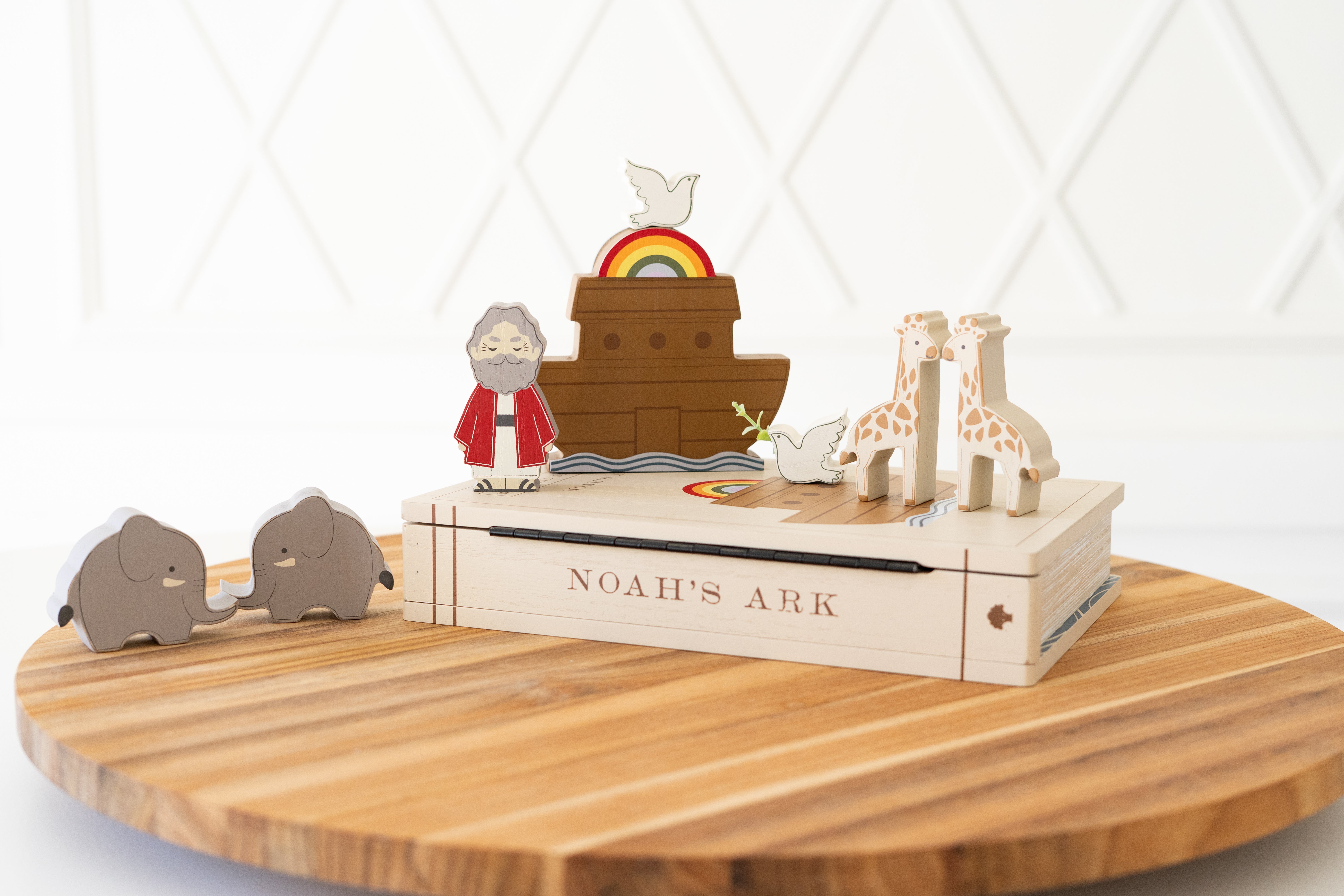 Noah's Ark Woodland Storybook Gift Set S/9