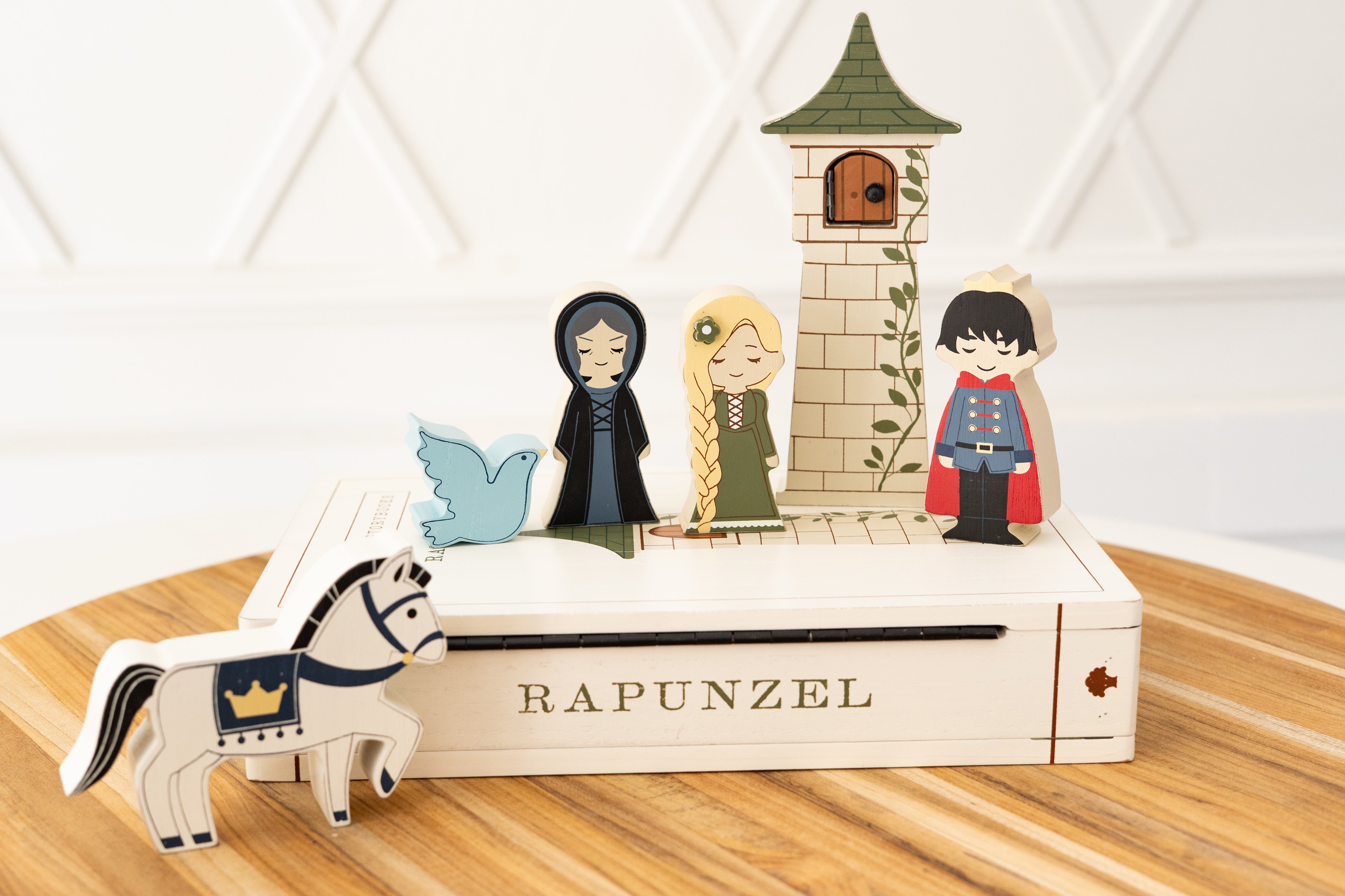 RAPUNZEL Woodland Storybook Gift Set Set/7