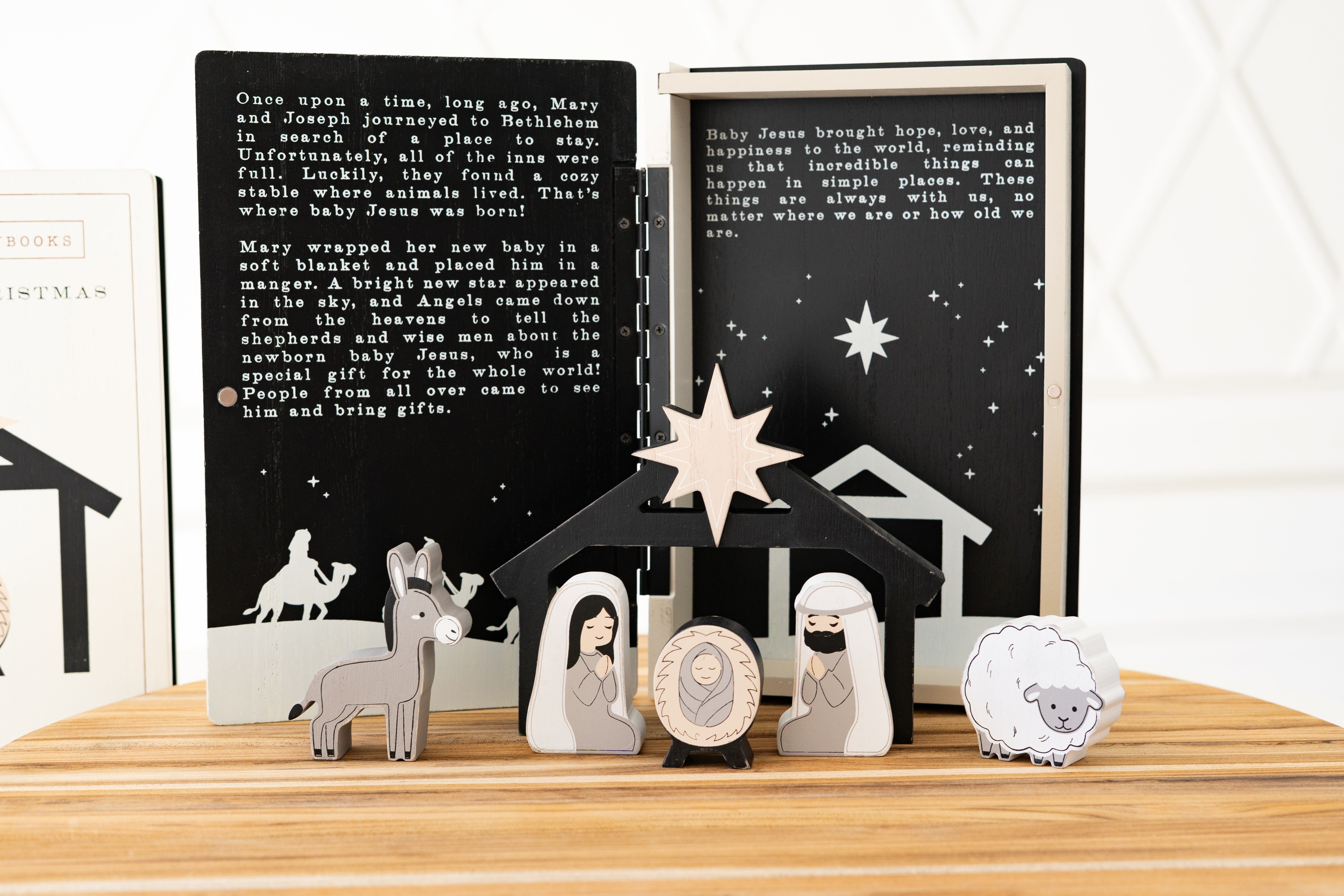 Woodland Story Book Gift Set - The First Christmas(Nativity)